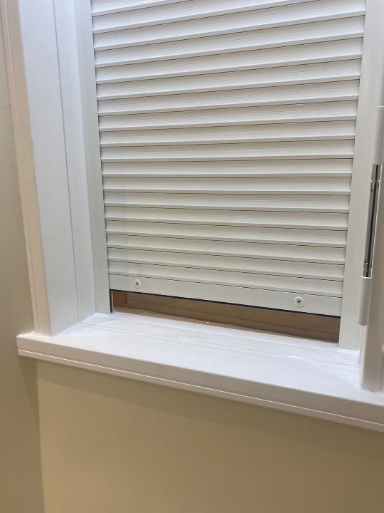 شرائح النوافذ الخارجية (Shutter)