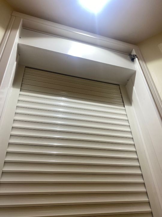 شرائح النوافذ الخارجية (Shutter)