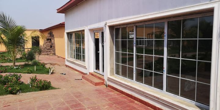 واجهات UPVC